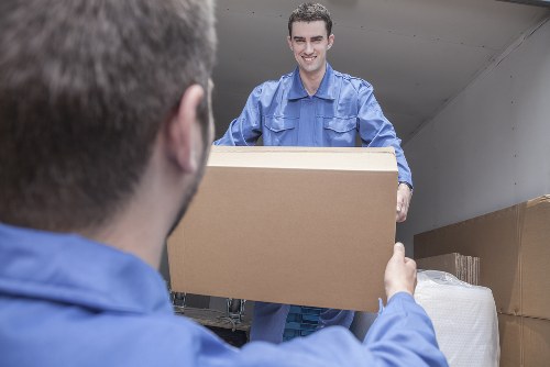 Moving home in Docklands with apartment and riverside properties